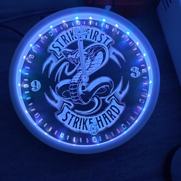Cobra Kai wall clock - Picture 10 of 12